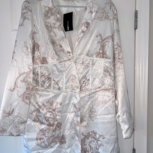 Fashion Nova satin blazer dress. Ivory/combo. 2X. Never worn, tagged.